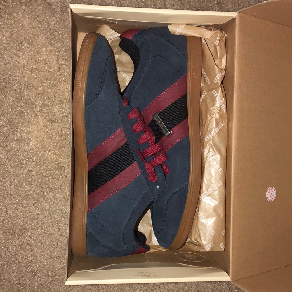 Used diesel lounge sneakers